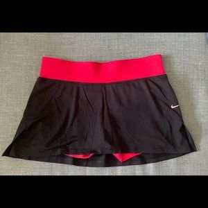 Nike Dri-Fit Tennis Skort Black and Red Size S